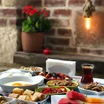 Perla Rossa 2* Αλακάτι