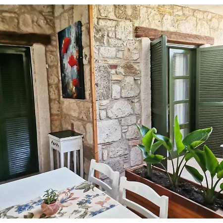 Perla Rossa Ξενοδοχείο